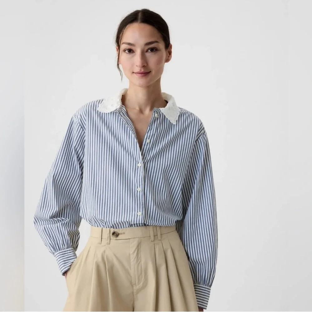Gap x DÔEN Blue Striped Button Down Shirt with Eyelet Lace Collar - Picture 2 of 10